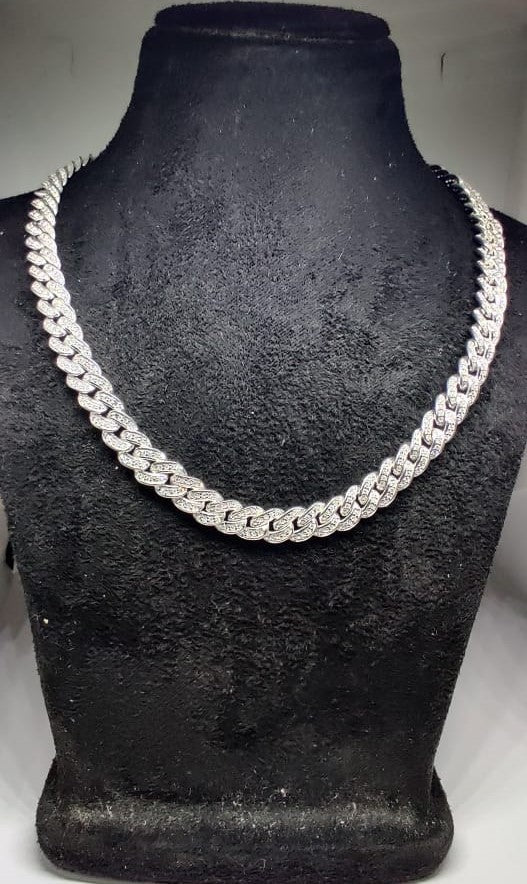 True Elegant Men's Sterling Silver Cuban Chain with Moissanite Diamonds - Unmatched Elegance