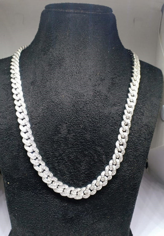 True Elegant Men's Sterling Silver Cuban Chain with Moissanite Diamonds - Luxury Redefined